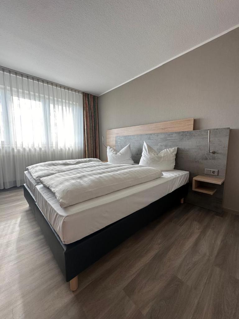 Rheinhessen Inn Gmbh Wörrstadt Екстериор снимка